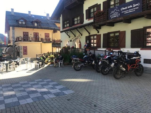 Chalet Della Luna Claviere Exterior photo